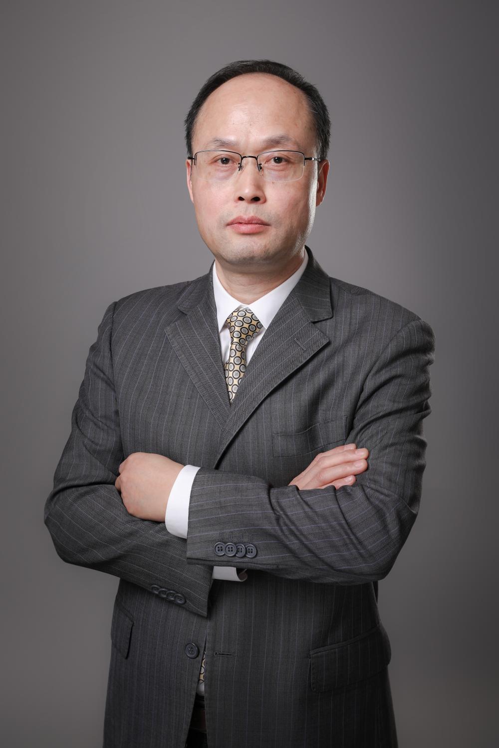 隆忠和