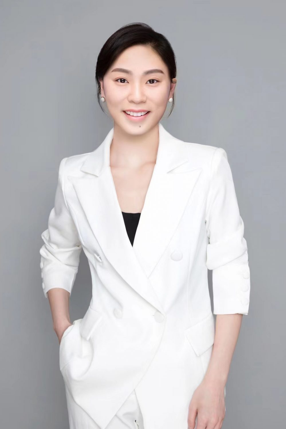 王丽娜