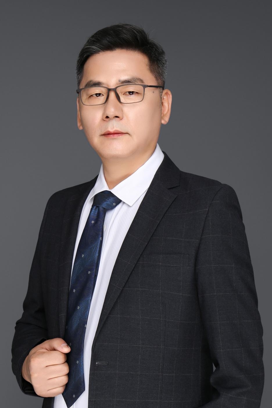 李天亮