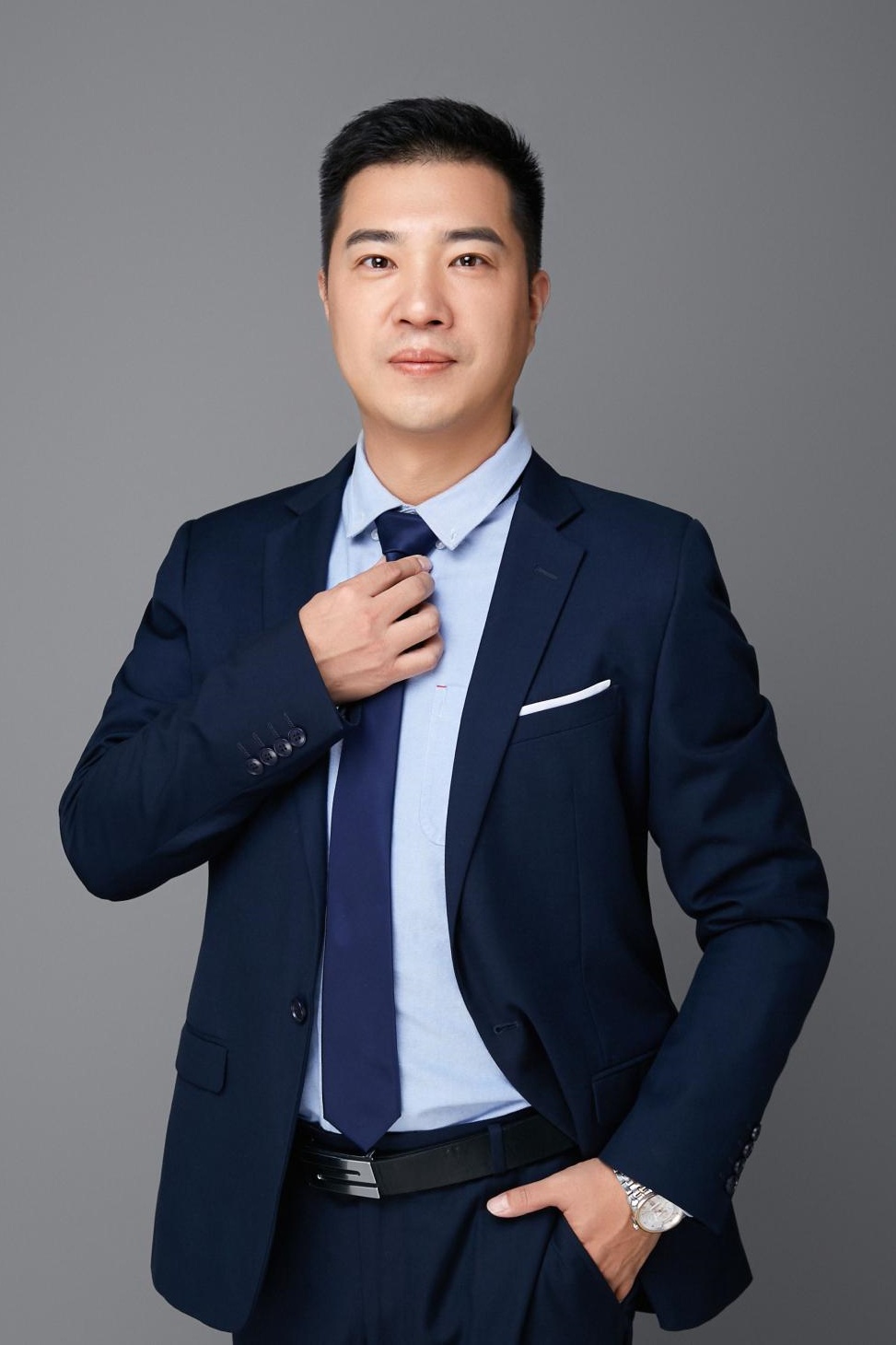 李明