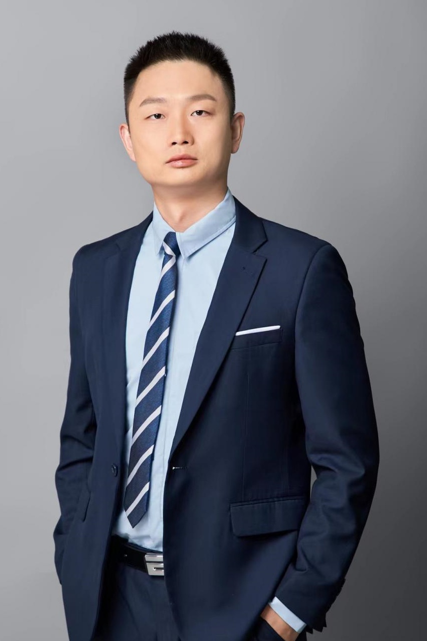 彭成