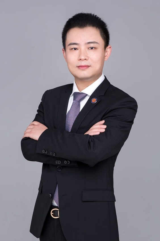 凌刚