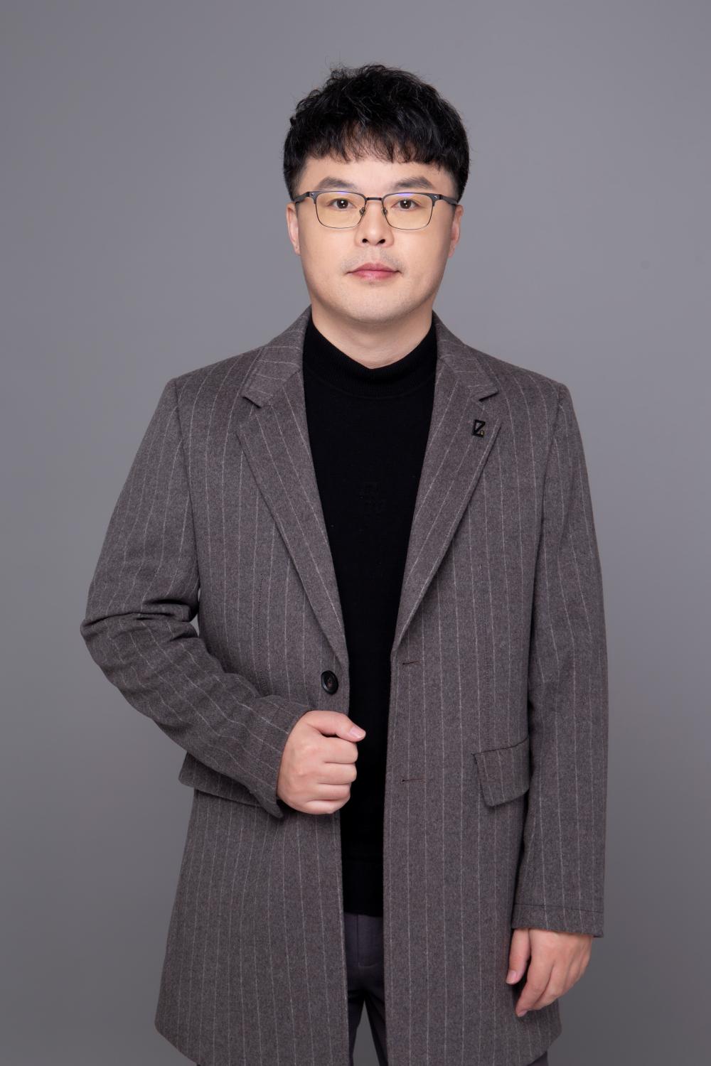 黄善存