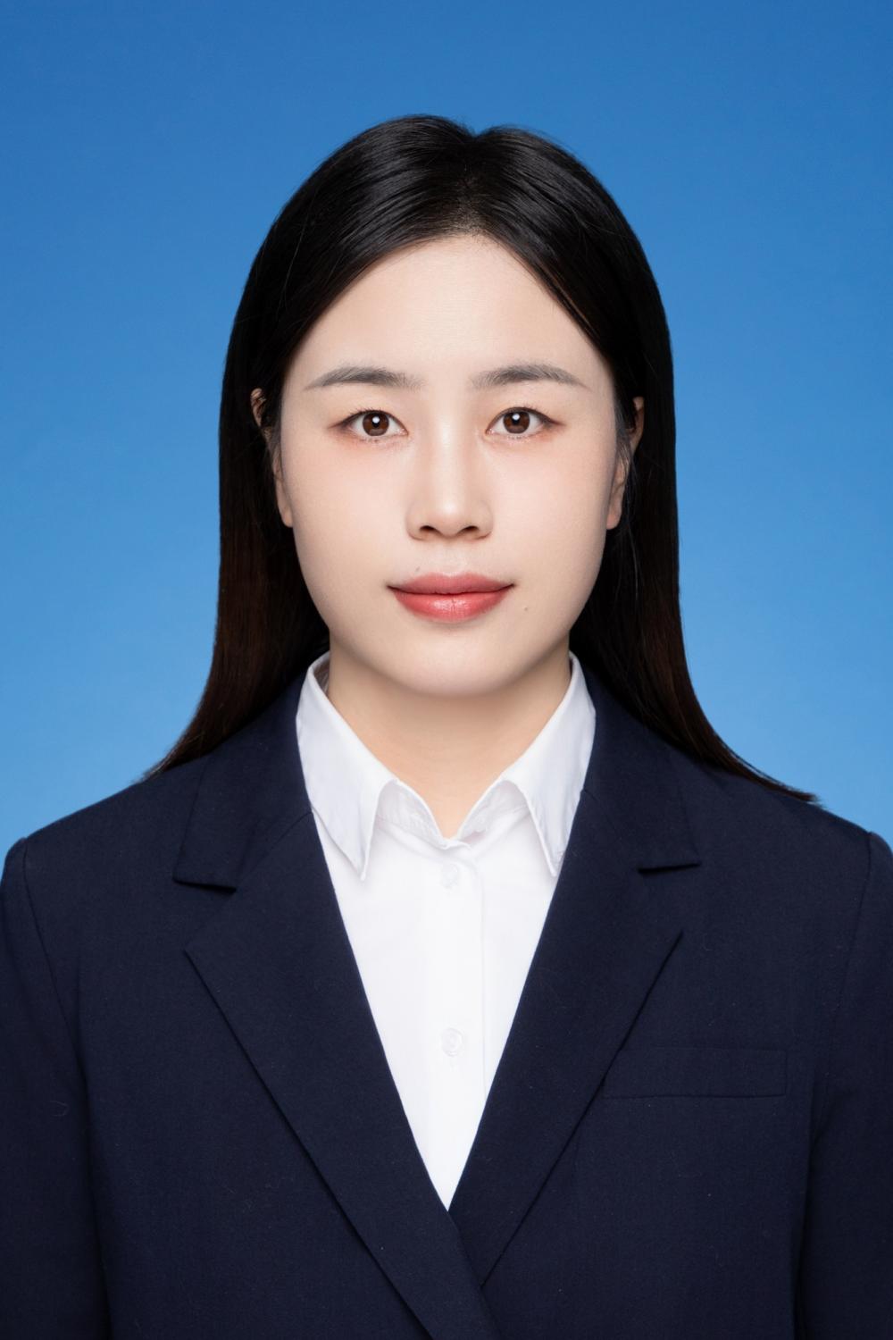 杨丽