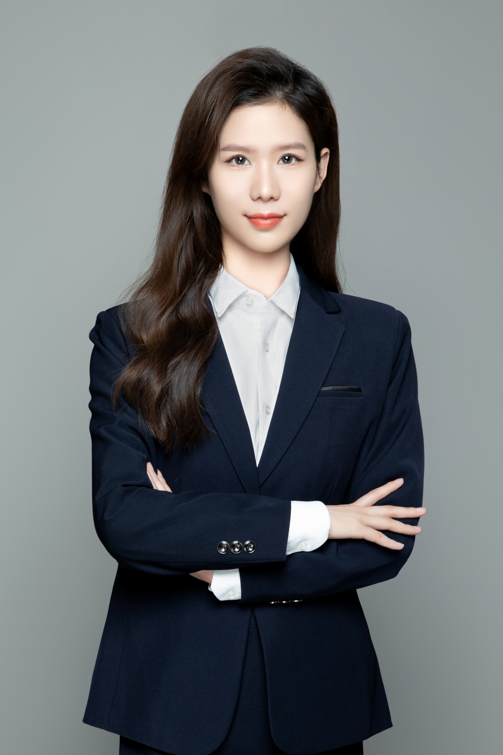 龚倩