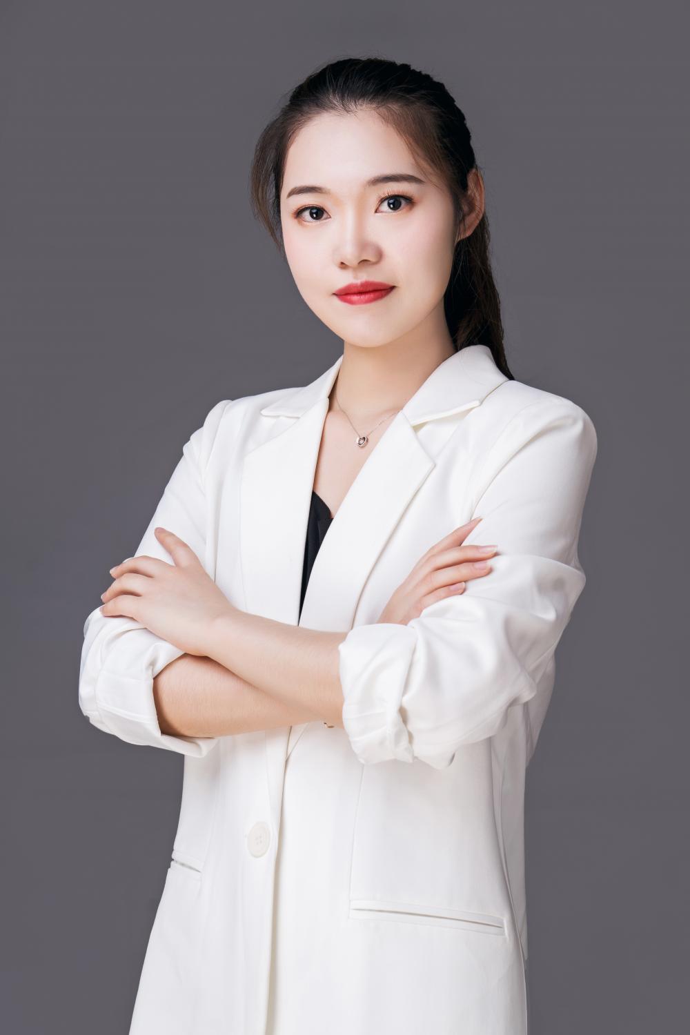 王依静