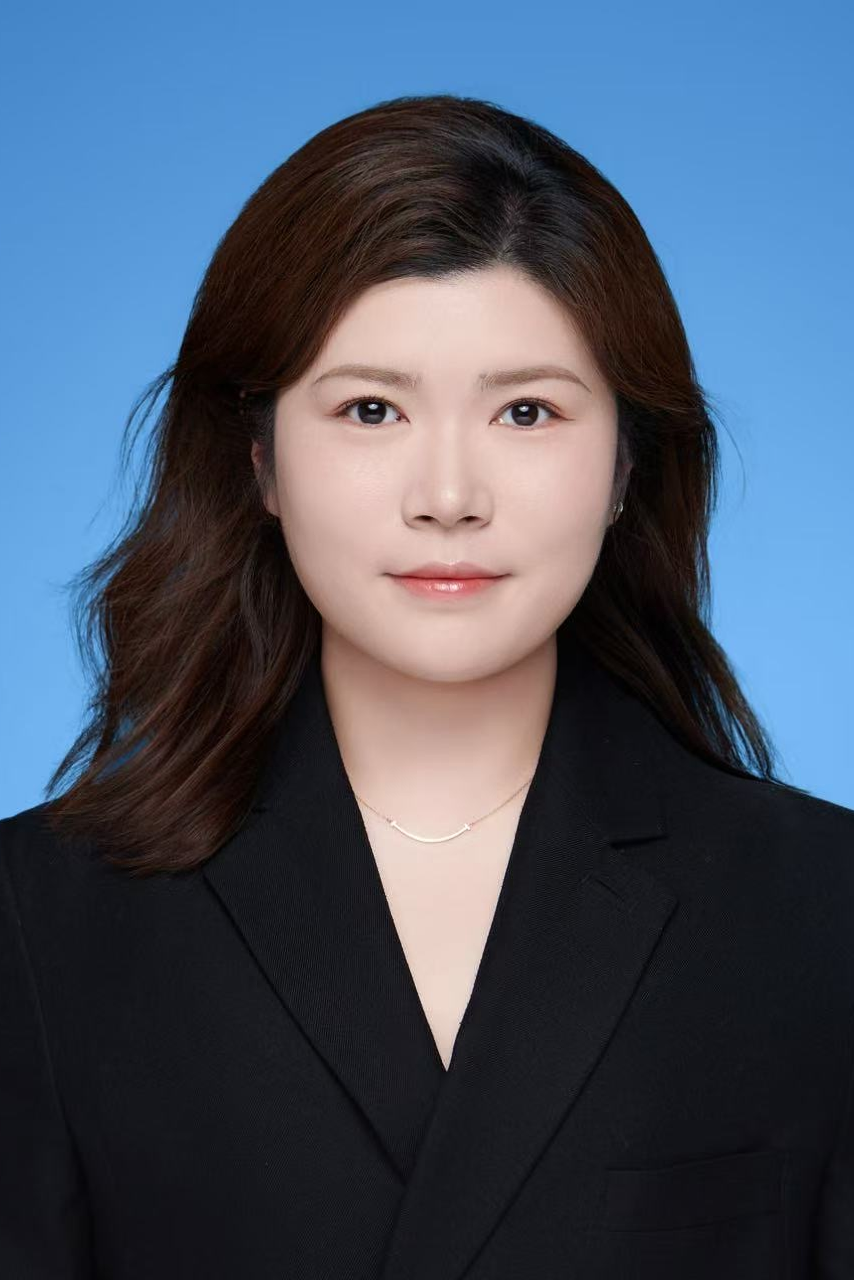 潘雪雯