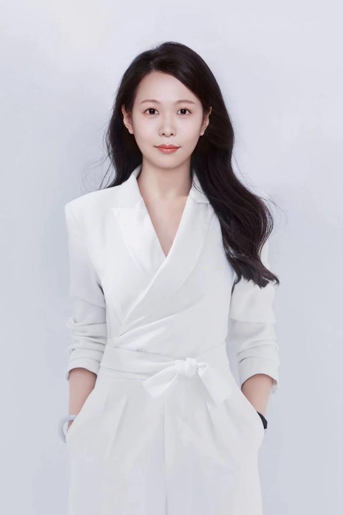 任婕