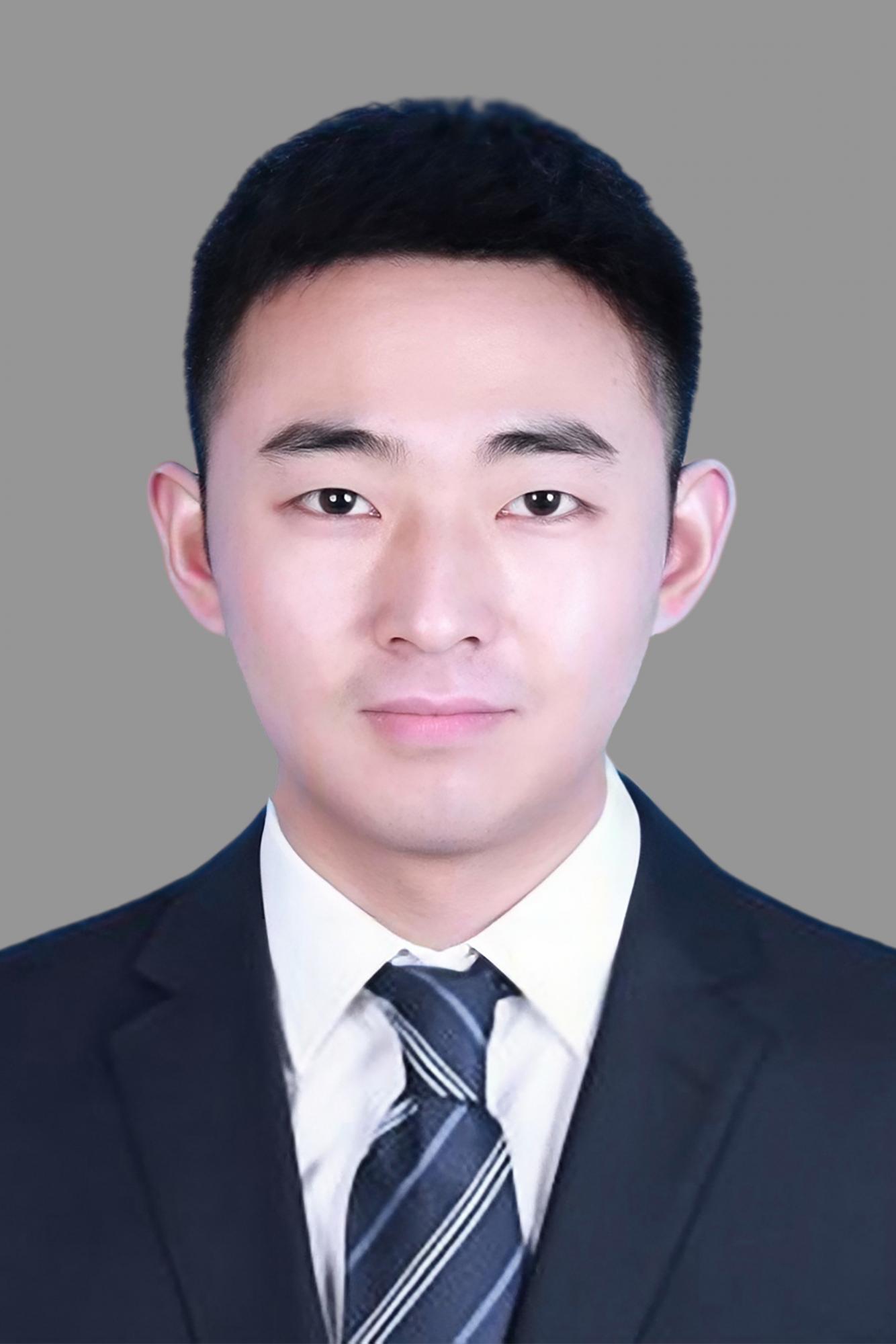 王亚伟