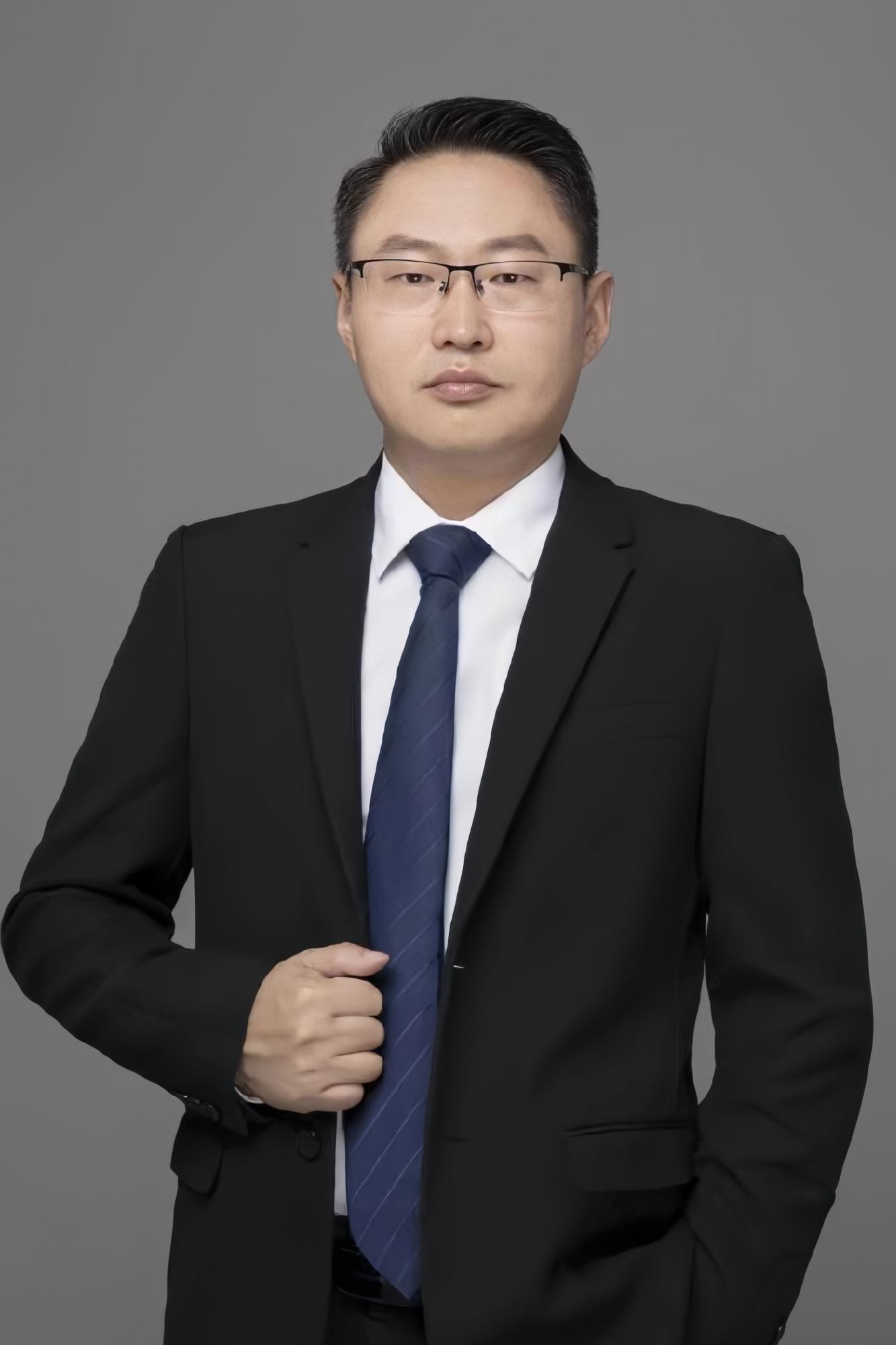 文亚鹏