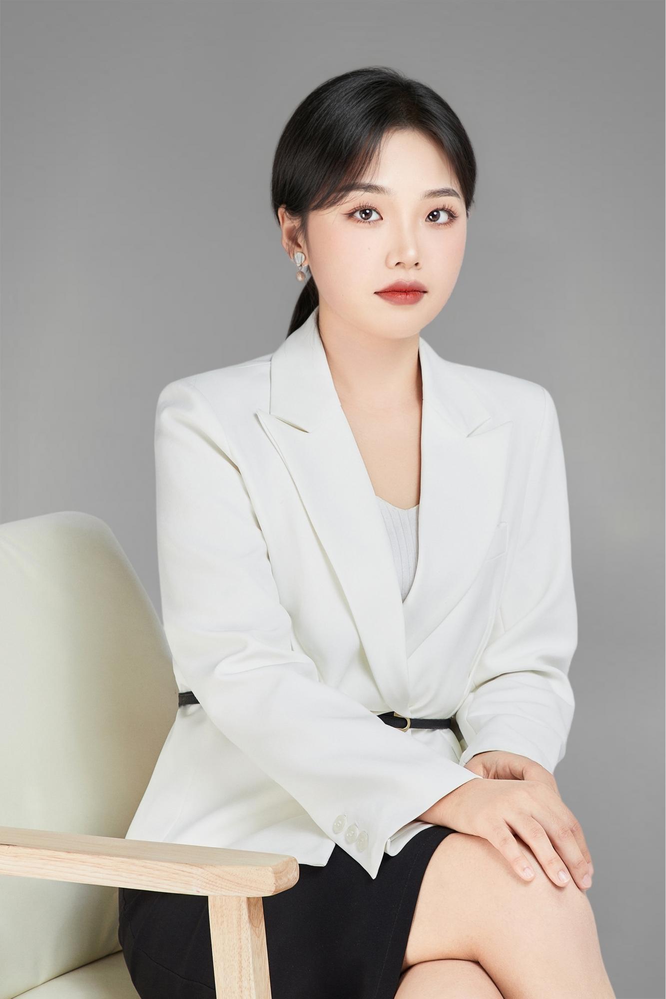 石月莹