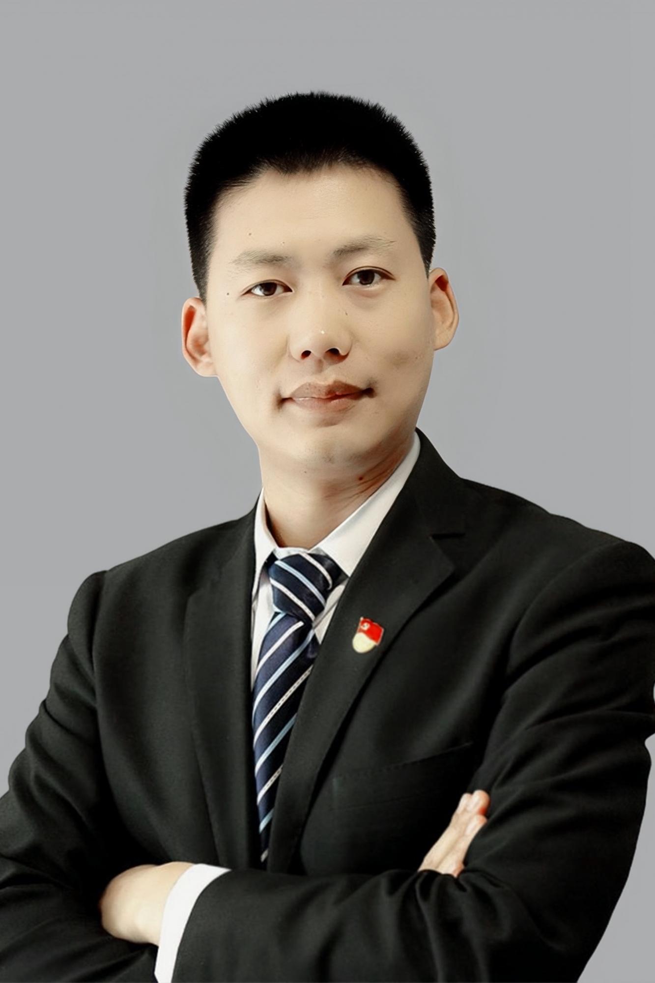 张华欣