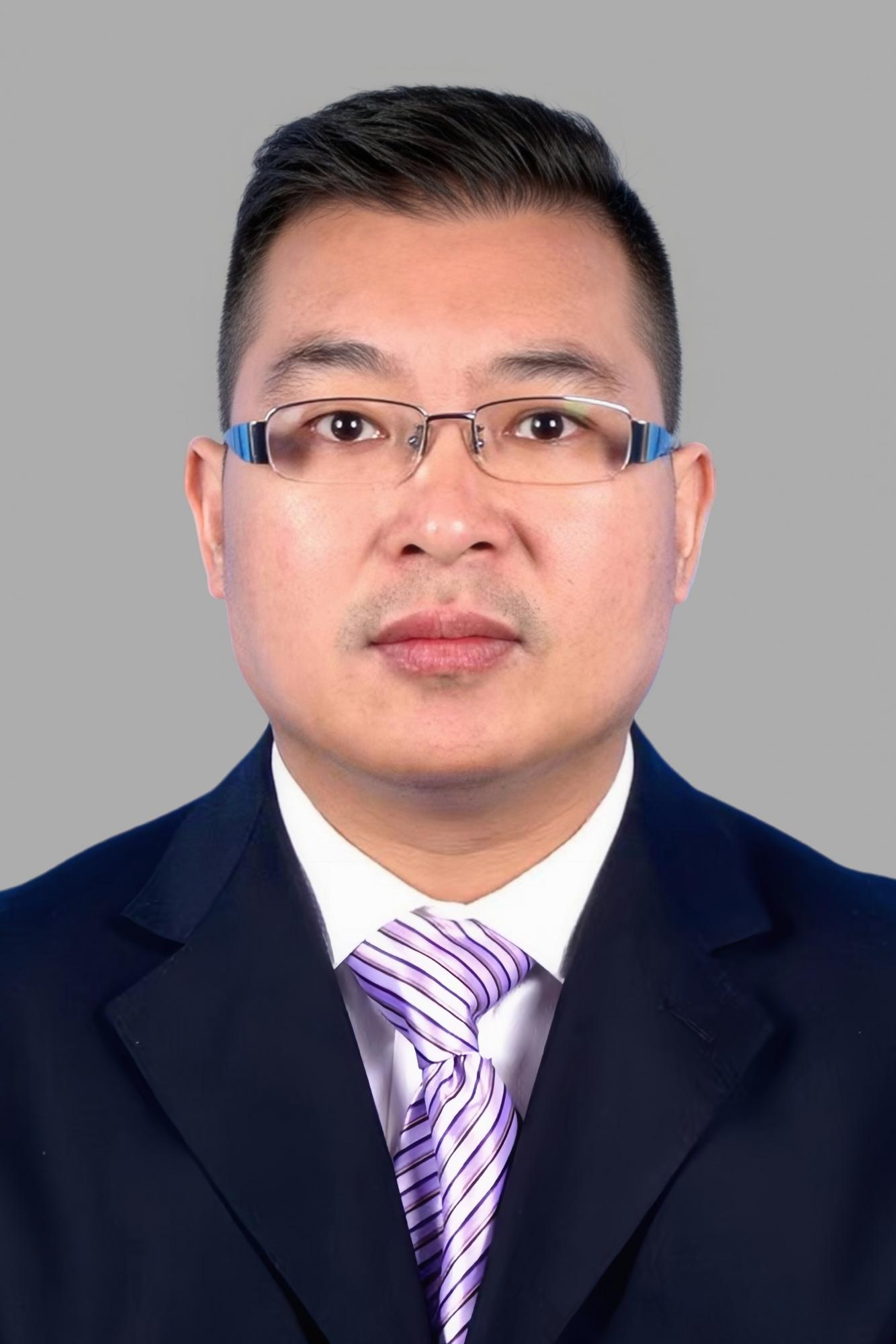 龚国军