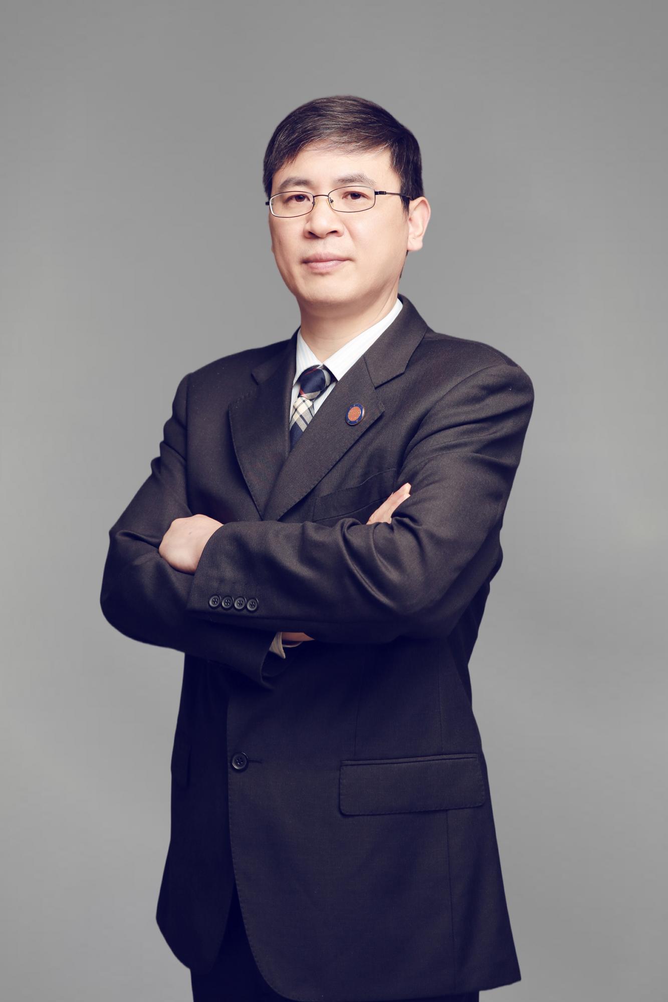 梁生东